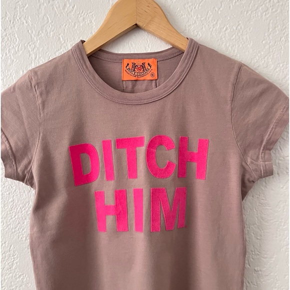 Juicy Couture Iconic Ditch Him Baby Tee - Picture 4 of 8